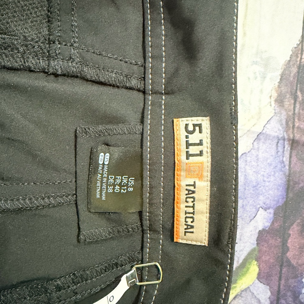 5.11 Tactical Women Black shorts - Slim Fit